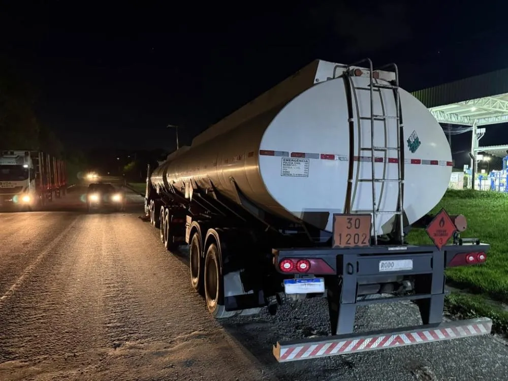 PM recupera carreta e carga roubadas na RMS