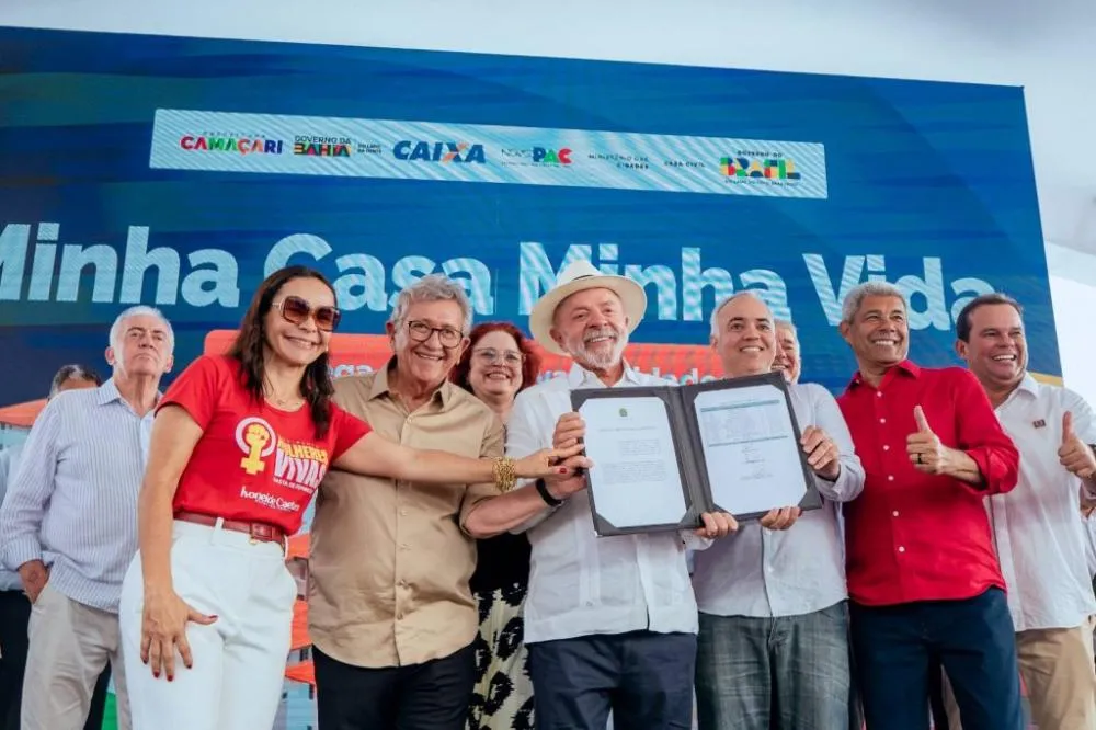 Prefeitura de Camaçari e Governo Federal assinam termo de autorização para construção de mais 160 moradias