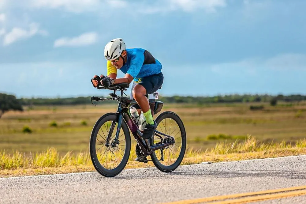 Oficial da PMBA participa do Ironman Brasil no domingo (31)