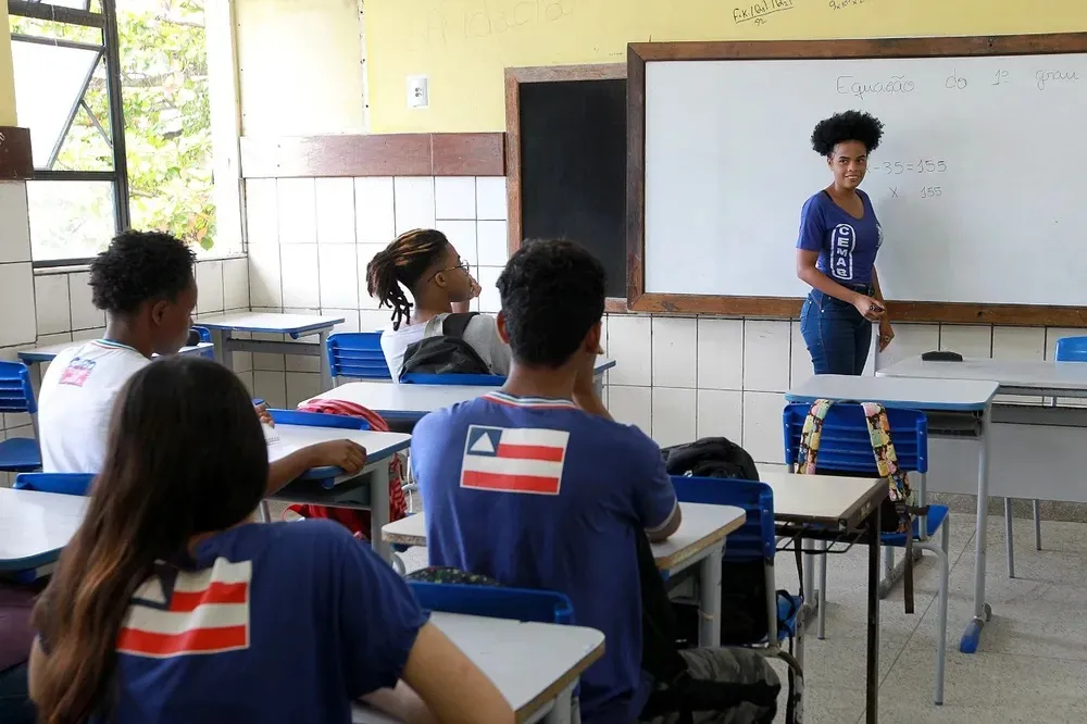 Governo da Bahia abre 46 mil vagas de monitoria para o Programa Mais Estudo